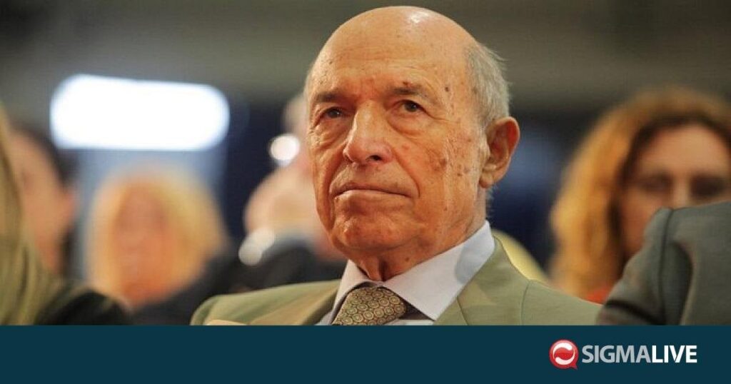 ギリシャ元首相コスタス・シミティス氏死去