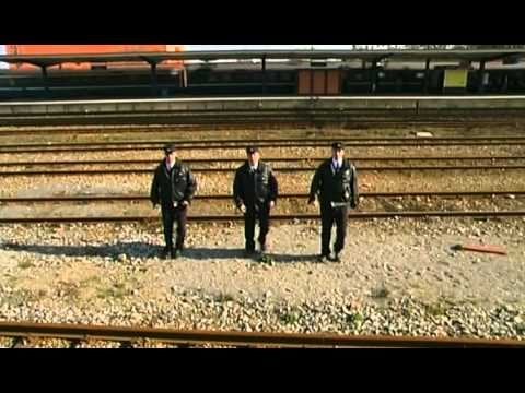 Markoolio-通勤列車に乗る