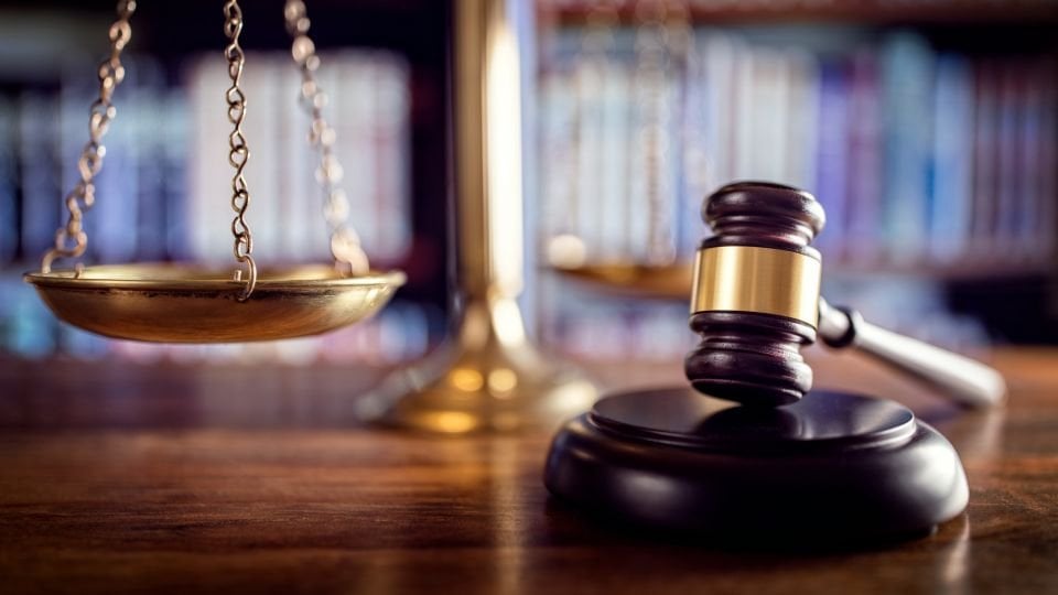 米国、人権活動家に有罪判決を下したロシアの判事に制裁：オレシャ・メンデレーワ氏はアレクセイ・ゴリノフ氏の「継続的な恣意的拘禁」を命じた。同氏は評議会で、モスクワの侵略の結果、ウクライナの子供たちは「毎日死んでいる」と発言し、2022年に有罪判決を受けた。