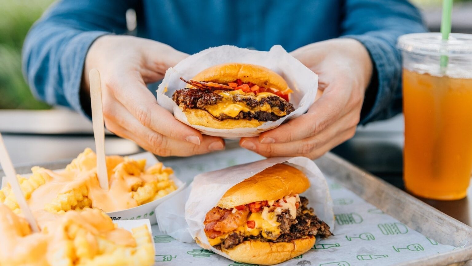 VAT 税率が引き下げられたら、ハンバーガーの価格は下がりますか?