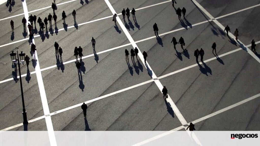 1990年に生まれた若者の5分の1は、1年以下の割引です