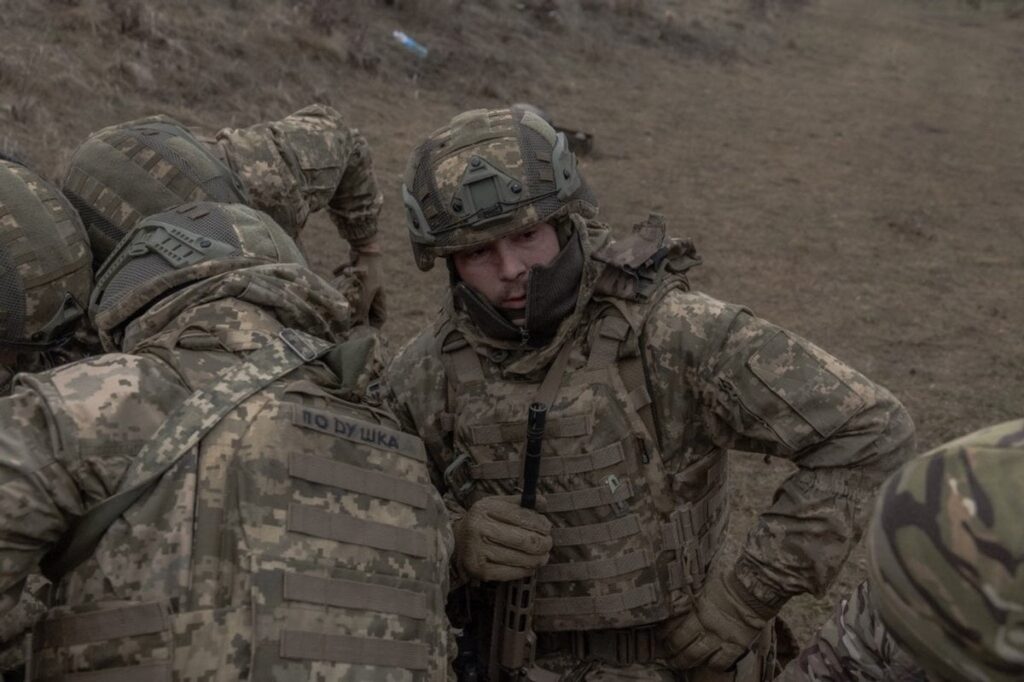 脱走から奪還へ：不利な状況にもかかわらずウクライナ軍が帰還：AFPがインタビューした軍人らは、軍事文化とリーダーシップの体系的な変化が脱走の抑止に役立つ可能性があることを示唆した。
