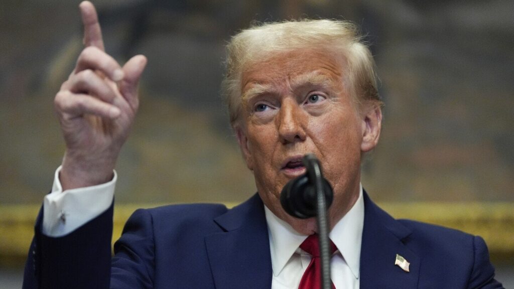 トランプ氏はバイデン氏の倫理規定を撤回した。批評家はこれを「沼を排水する」の逆だと呼ぶ