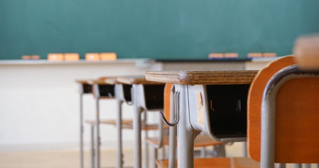 「学校の先生の残業代」が上がらない…そのウラにはやっぱり「財務省」がいた！「予算カッター財務官僚」が暗躍した「石破官邸工作」の全貌 ― 強気だった文科省の「誤算」自民党文教族の衰退