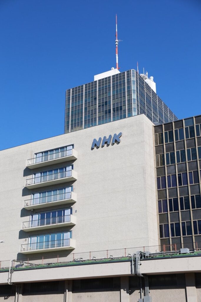 25年度のNHK予算、400億円の赤字　値下げ響き、3年連続マイナス（時事通信） - Yahoo!ニュース