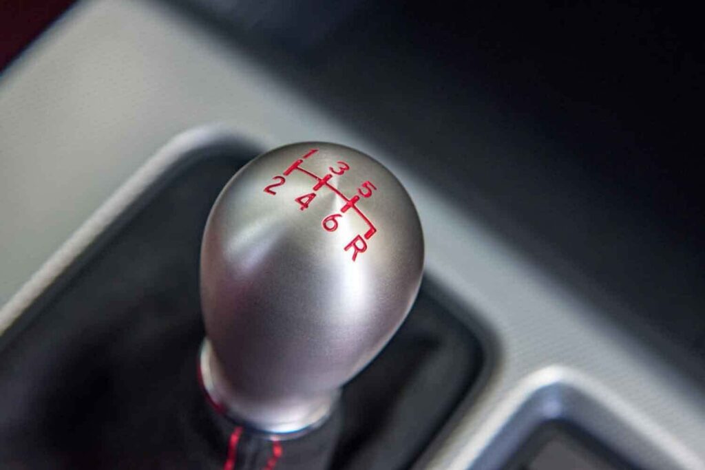 ATは10速時代なのにMTはいまだ6速が主流！　乗用車のMTが多段化しない理由は手動じゃメリットが出せないからだった