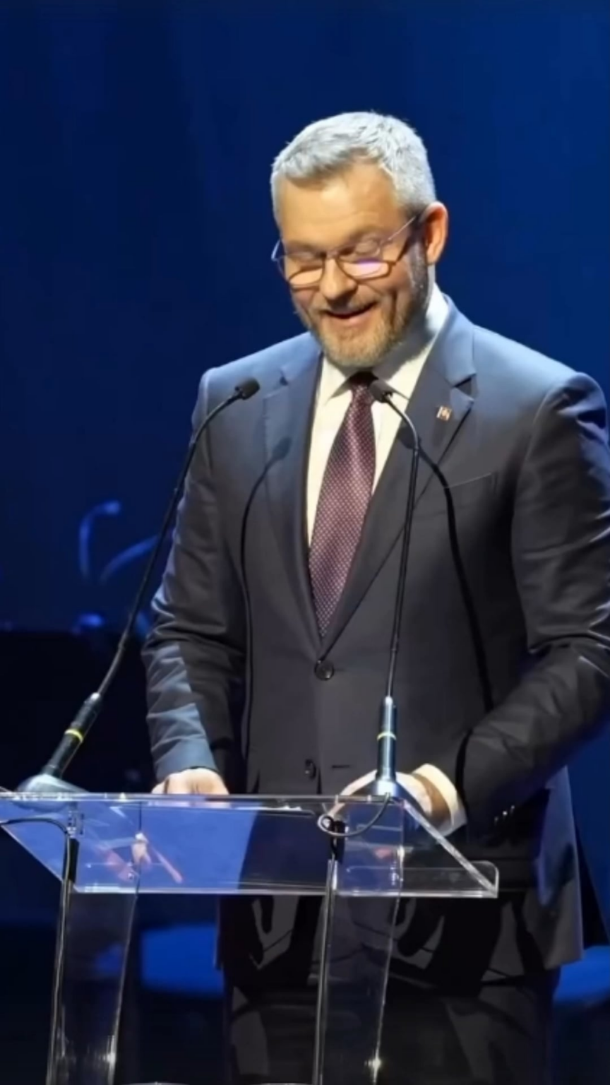 ピーター・ペレグリーニ氏がイタリア訪問の際にイタリア語でスピーチを行った