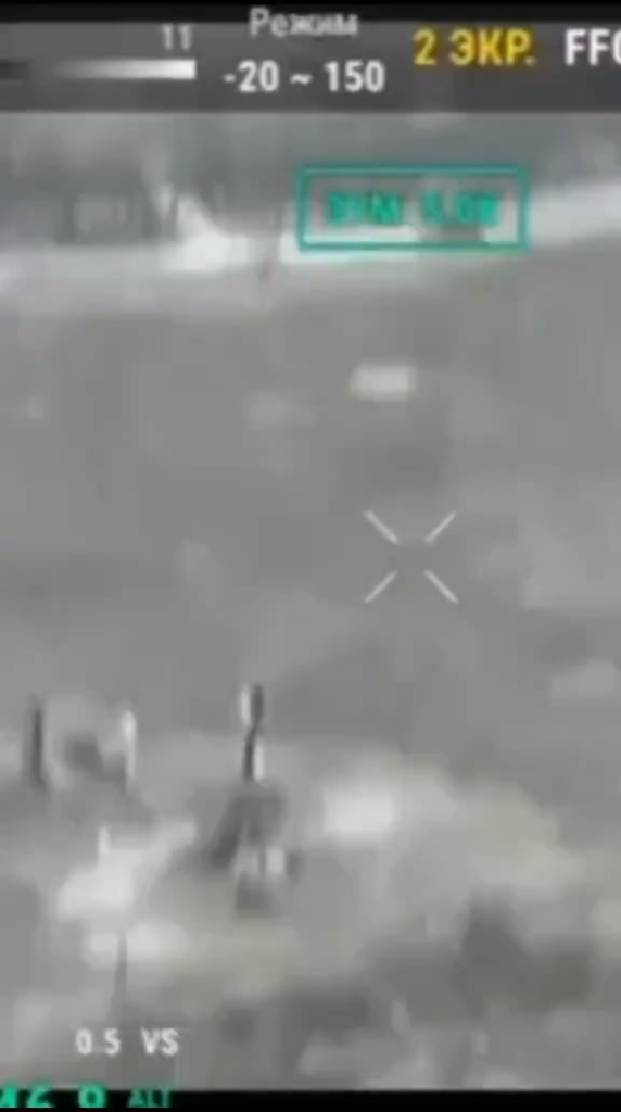 止められないウクライナの戦車は、被弾や激しい砲撃を受けながらも射撃任務を完了しました。