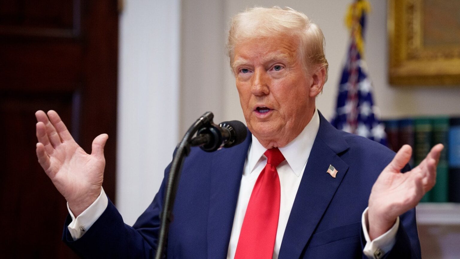 トランプは、彼のために死の脅迫を受けた人々のセキュリティの詳細を終了します
