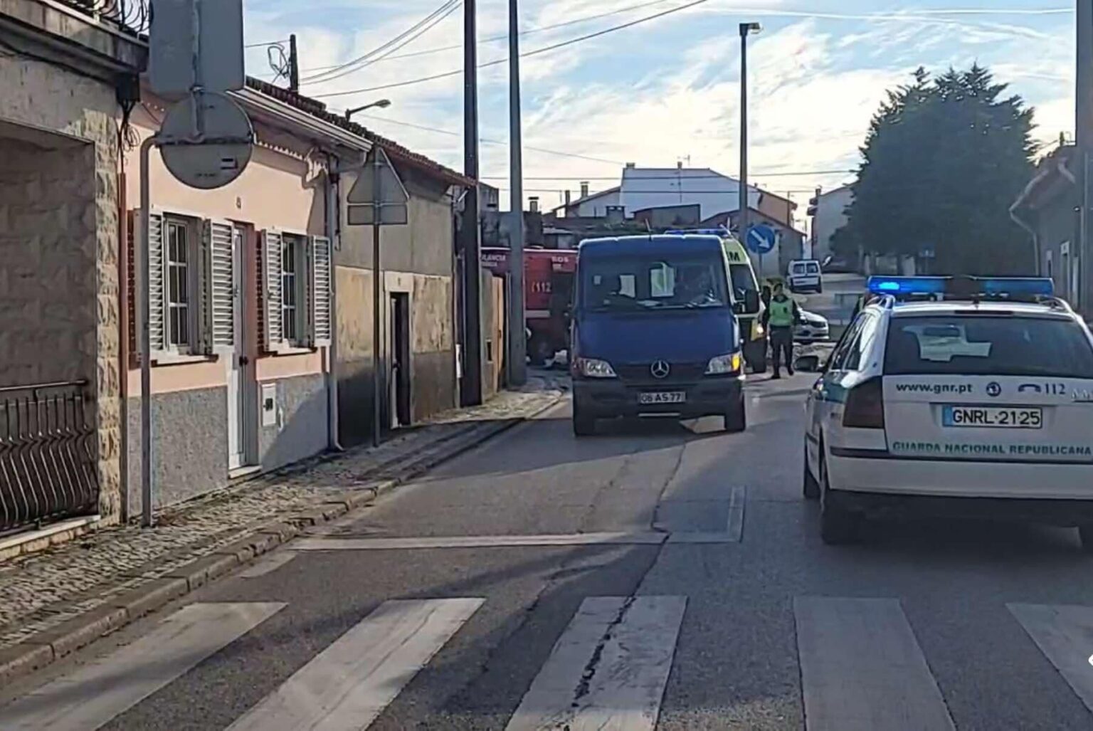 カンタンヘデで60歳の自転車運転者が事故で死亡