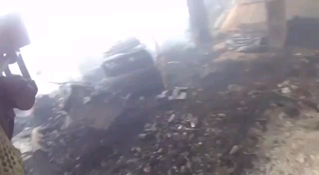 ウクライナのHIMARSの余波で、ヘルソン地域の一時占領地域にあるロシアの基地が攻撃された。ロシア兵が撮影。 2025年1月 [unconfirmed]