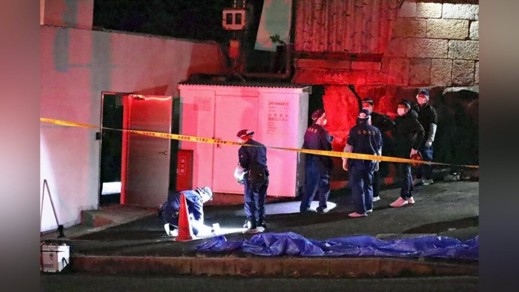 神戸山口組の組長宅で火事、放火の可能性で捜査…近くで警官に拳銃向けた男を容疑で逮捕 : 読売新聞
