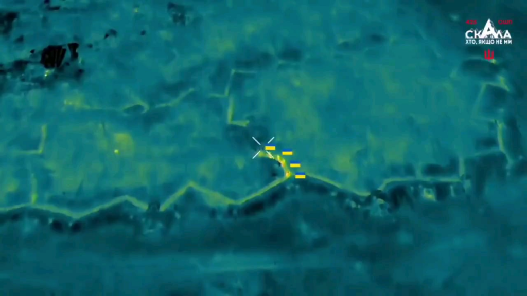 IFV「ブラッドリー」の覆いの下で、第425回別々の暴行連隊「スカラ」のウクライナ兵士は、ドネツク地域のコトリン地域の近くとコトリン地域でロシアの地位を片付けています。 2025年1月