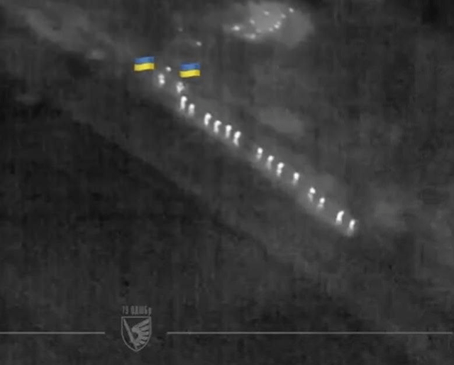 第79独立強襲旅団の2人の空挺部隊が一度に14人のロシア人を捕らえた