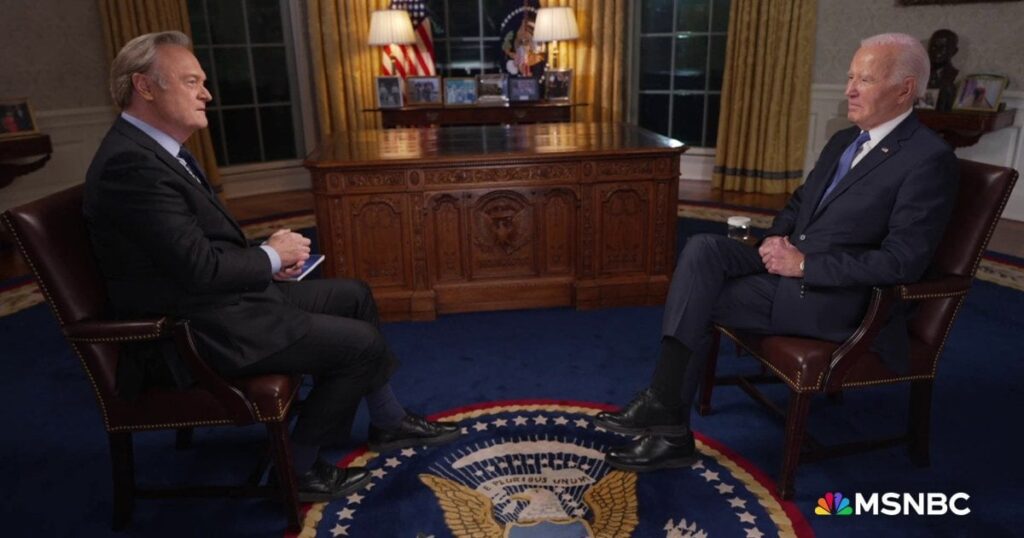 バイデン氏、ローレンス・オドネル氏との大統領執務室インタビューで米国民主主義に対する「深刻な懸念」を共有