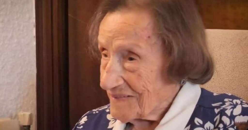 111歳女性、長生きのために3つの材料を使った朝食ドリンクを誓う