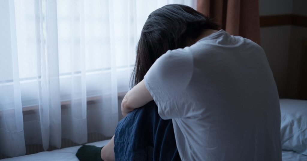 【大喜利】「そりゃ出世しないわ…」職場にいる出世しない人が「長期休み明け」にやっている1つのこと