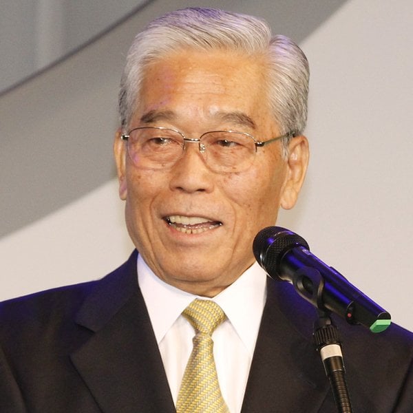フジ女子アナ“上納接待”疑惑「諸悪の根源」は天皇こと日枝久氏か…ホリエモンは「出てこい！」と訴え、OBも「膿を全部出すべき」― 専制君主のように見られている