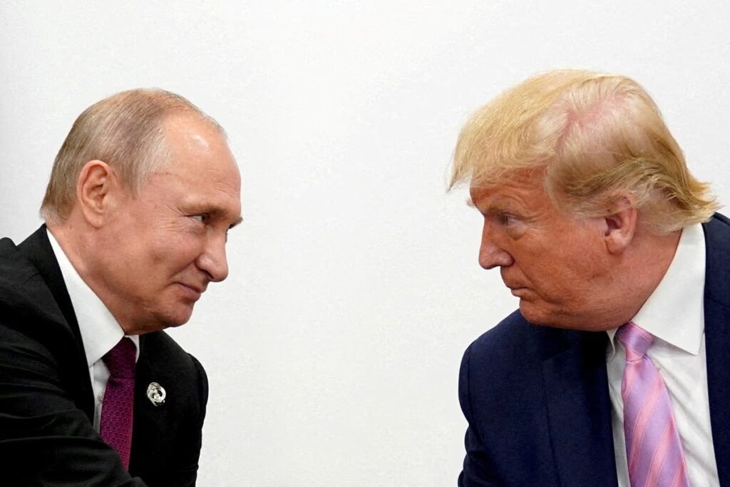 ウクライナ戦争最新：プーチンは、石油精製業者がヒットしたときにトランプの話をする「準備ができている」と言います