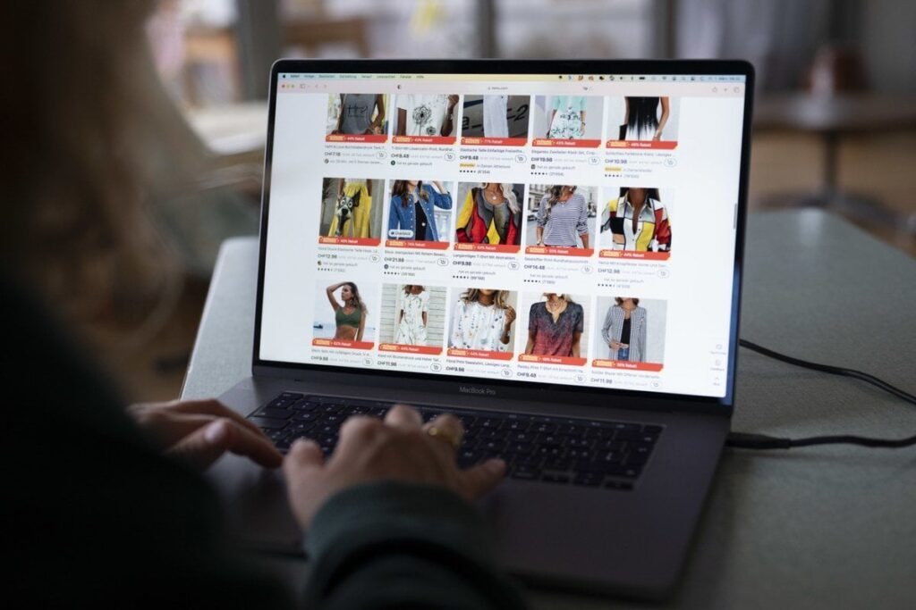 スイスの1回ごとに中国のオンライン小売業者から購入します