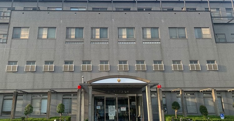 平塚で同僚女性の水筒に尿を入れた疑い、男を逮捕「気に入らなかった」 | カナロコ by 神奈川新聞