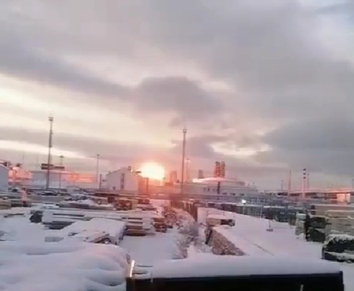 レニングラード州にあるロシア最大の海上貿易港の一つに対するドローン攻撃の背後にはSBUがいる、と情報筋は主張