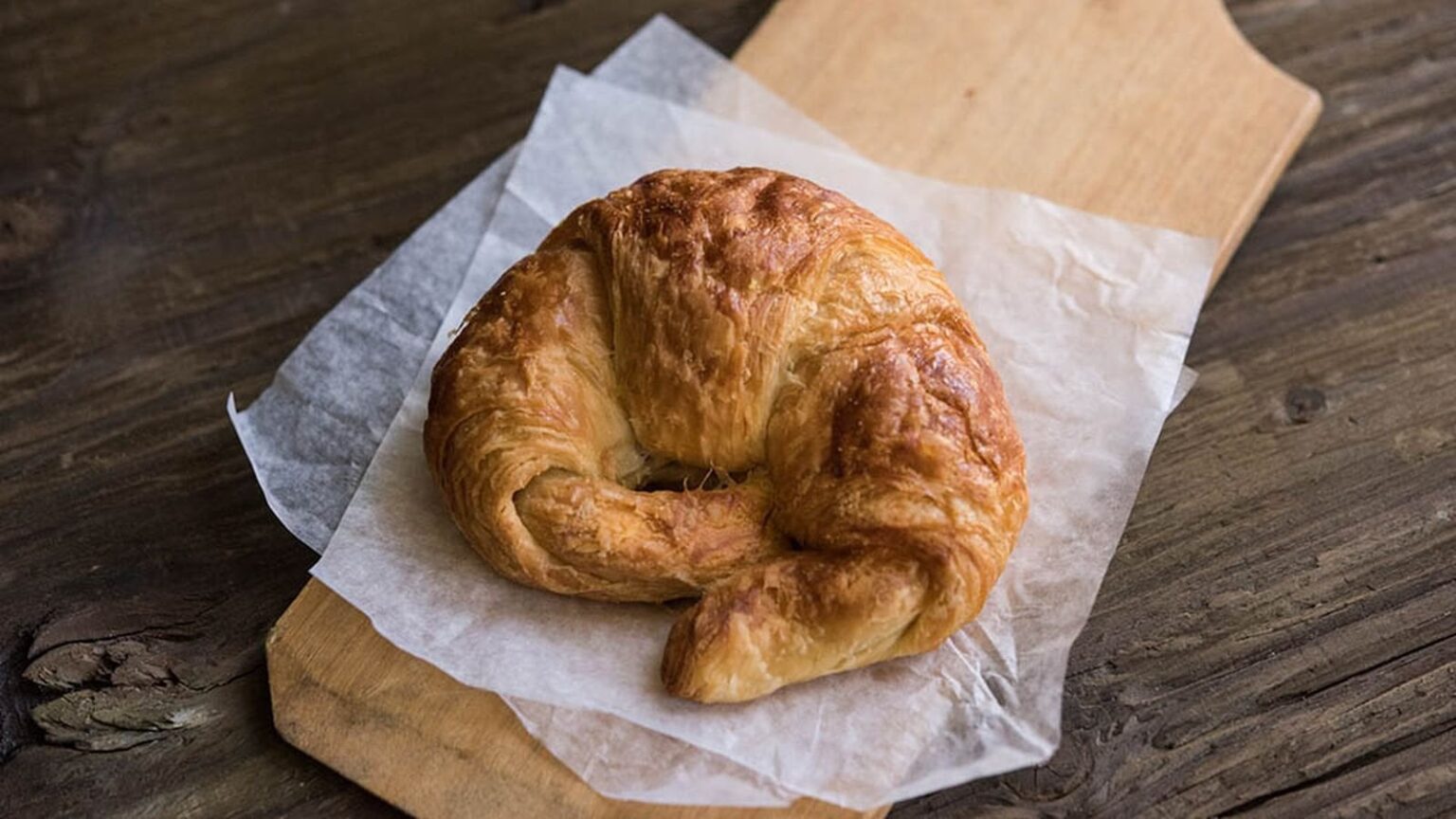 (英語): Eater.com のこの記事で、コルネット/コルネッティは 1970 年代までイタリアのデフォルトの朝食メニューではなかったと知りました。実際、コルネットは 1970 年代までほとんど知られていなかったことが暗示されています。これは本当ですか、それとも誇張ですか?