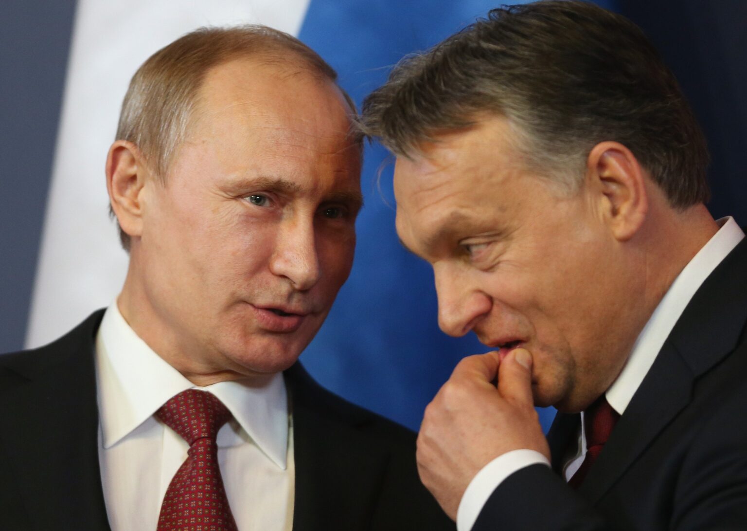 プーチン大統領 NATOのハンガリーとスロバキアの同盟国、親モスクワの姿勢で政治的混乱の拡大に直面