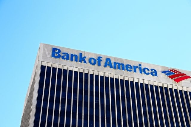 ウォール街からルーマニアへの大規模な警告。アメリカの大手銀行：ルーマニアに大幅な財政修正が到来しようとしている。レウの段階的な下落。公的資金よりも高額な資金が必要