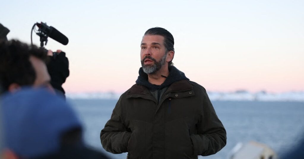 ドナルド・トランプ・ジュニアのばかばかしいグリーンランド旅行は暗転した |どうやらすべてが演出されたようだ。