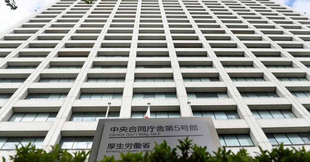 厚生年金の適用拡大、2035年に先送りへ 中小零細の負担考慮