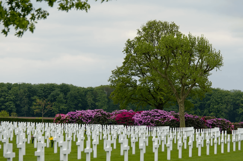 マルグラテンにあるオランダ/アメリカ人の墓地。 8000 人以上のアメリカ兵がここに埋葬されています。ほぼ25万人のアメリカ人がナチスとの戦いで命を捧げた。