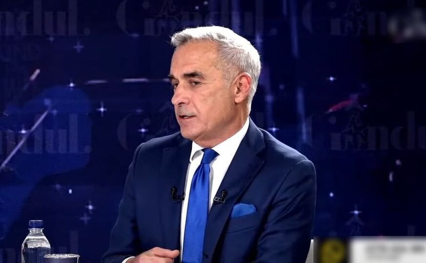 カリン・ジョルジェスク氏：「トランプ大統領の就任式への招待状を受け取ったが、断った。誰の前でもひざまずくのをやめる時が来た」