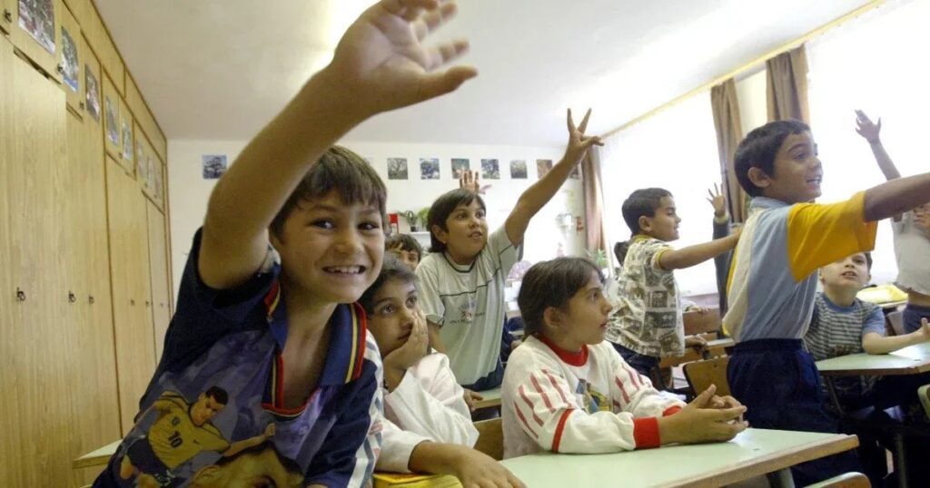 貧しい子供1人を支援するために年間100万フォリントを費やせば、国にとっては10倍の利益が得られるだろう