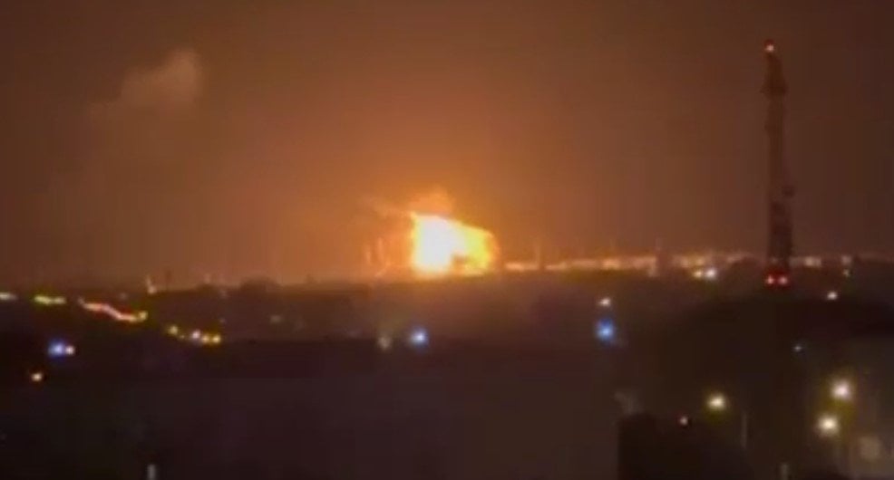 ロシアの防空過重：ロシアのロストフ地域の弾薬庫に対するネプチューンの攻撃の専門家