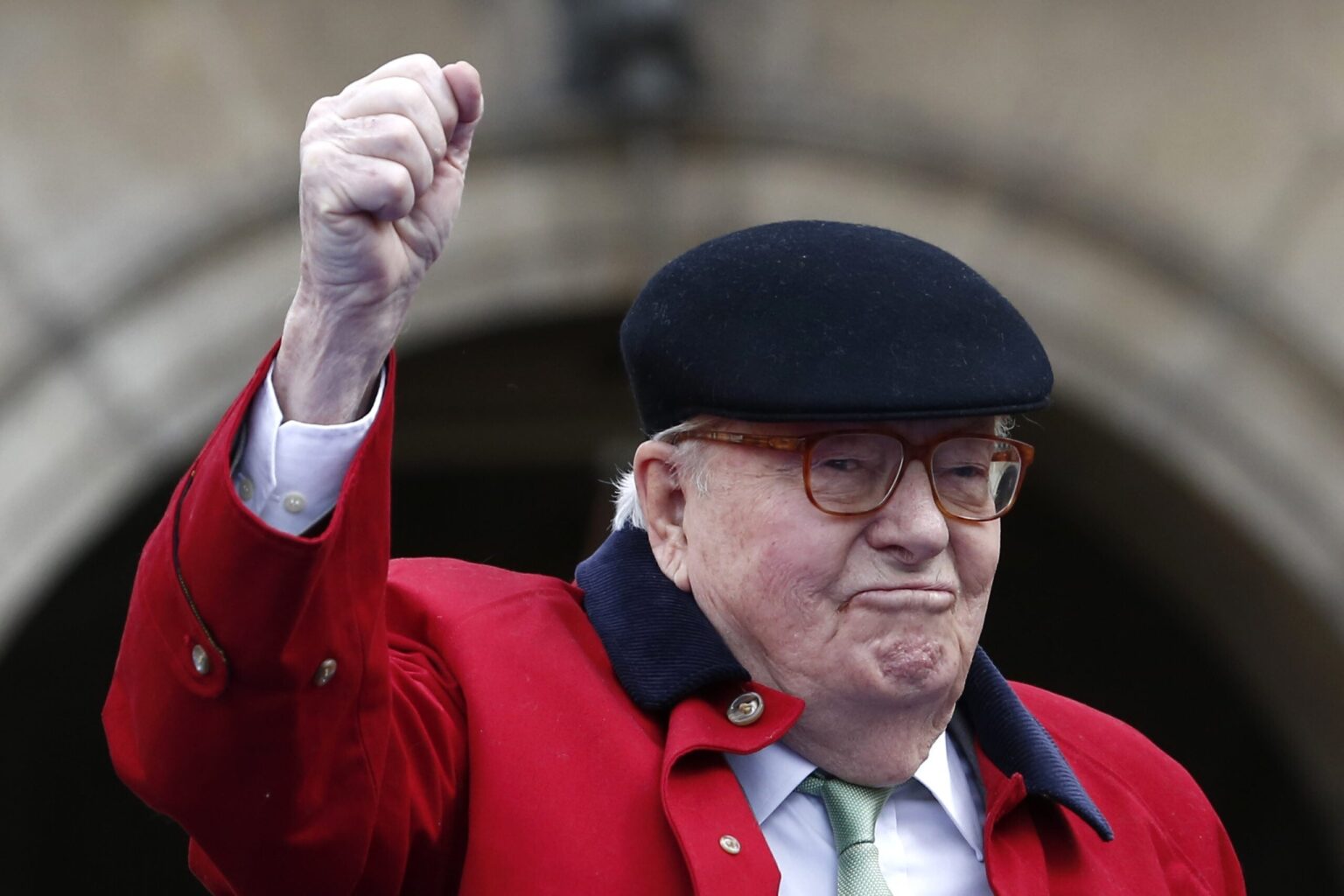ジャン＝マリー・ルペン氏が96歳で死去