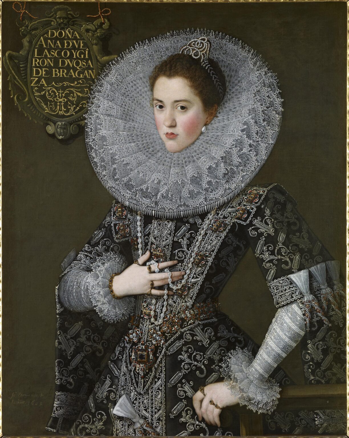 スペインの貴族アナ・デ・ベラスコ・イ・テレス＝ジロンの肖像画。西暦1603年にスペインの画家フアン・パントーハ・デ・ラ・クルスによって制作され、現在はコプロヴィッツ・コレクションの一部となっている。 [3381x4243]
