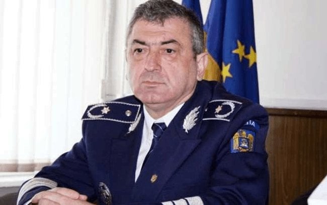 特別年金の逸脱：MAIに再雇用された退職警察官は、ボグダン・デスペスク警察署長の給料よりも高い年金を受け取っている