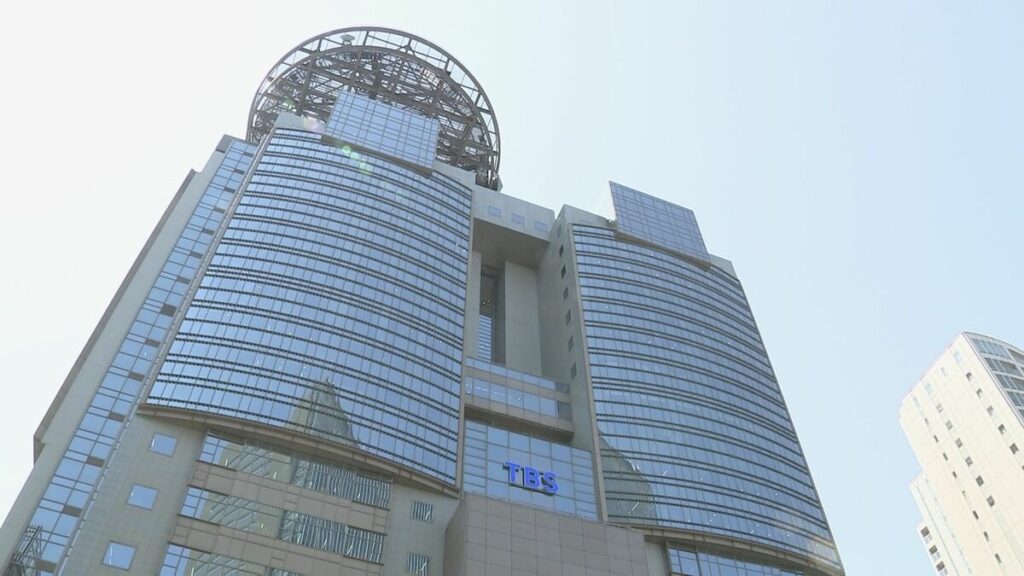 TBSテレビ「中居正広の金曜日のスマイルたちへ」放送終了　中居正広さんは「THE MC3」も降板