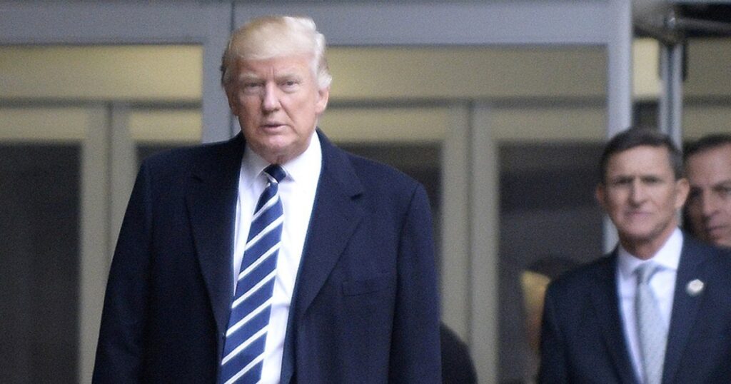 トランプの多くのセキュリティクリアランスのキャンセルは前例のないものです