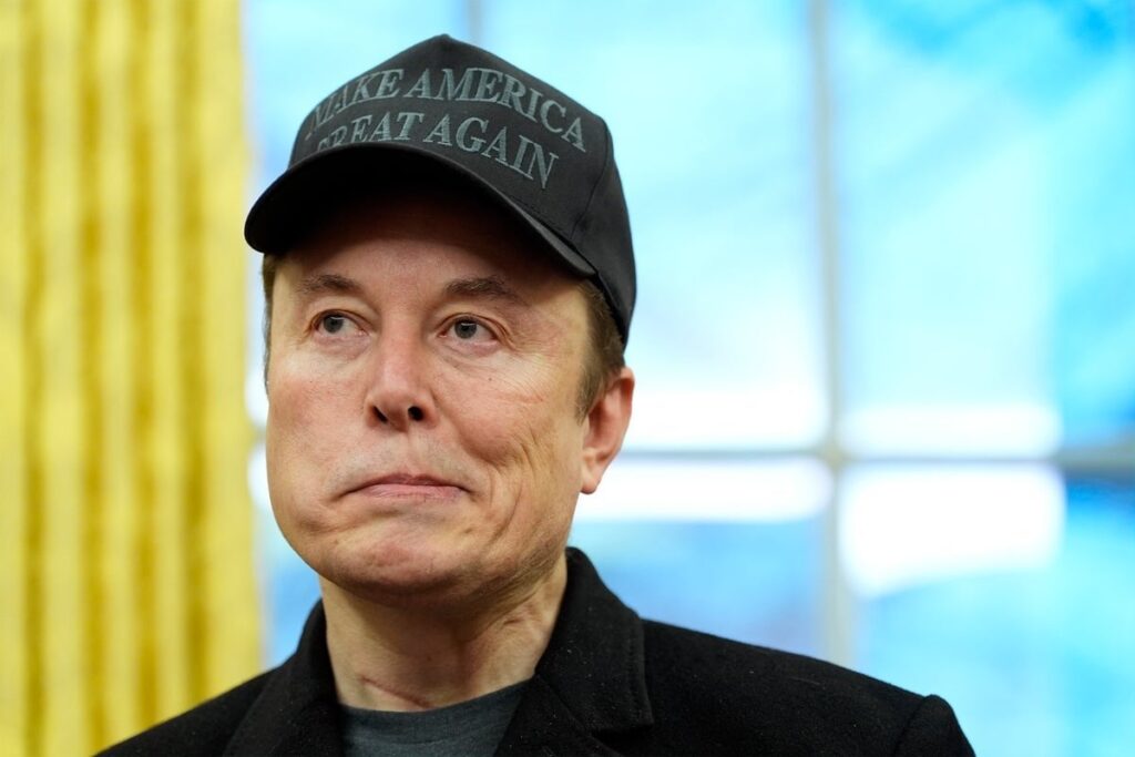 ワシントン・ポストは、「Fire Elon Musk」というタイトルの115,000ドルの広告を運営することを拒否します、と報告書は言います