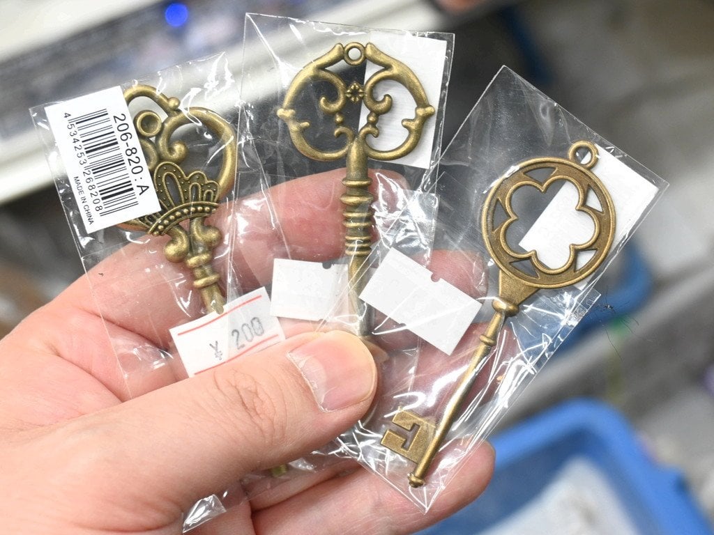 千石電商で謎のアンティークキーが予想外に売れる