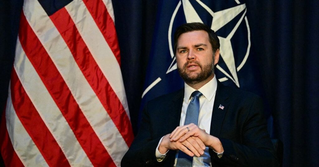ヴァンスは、「軍事道具」を使用してロシアにウクライナ取引に同意するように強制することができると言います