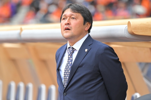 「DFにとっては悪夢だ」欧州で39戦25発!絶好調の日本人FWに現地メディアが驚嘆!元プレミア得点王も走力に仰天「家にも走って帰るんじゃないか」 – サッカーダイジェストWeb 「DFにとっては悪夢だ」欧州で39戦25発!絶好調の日本人FWに現地メディアが驚嘆!元プレミア得点王も走力に仰天「家にも走って帰るんじゃないか」 - サッカーダイジェストWeb
