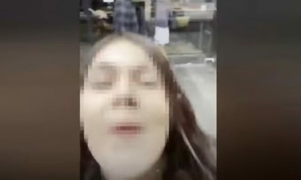 唾を吐きつけ、異臭スプレー、残念な「人種差別的」嫌がらせ…オーストラリアの少女4人が韓国人家族に　写真枚　国際ニュース：AFPBB News