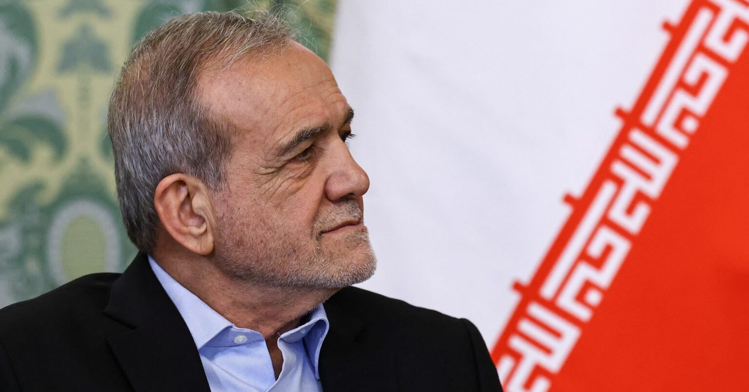 イラン大統領、核施設攻撃受けても再建可能　国営メディア報じる | ロイター