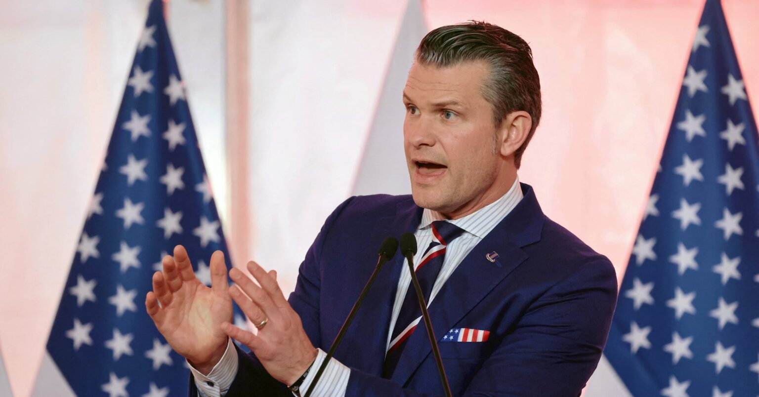 米国防長官、欧州に防衛費増額求める　「戦闘能力向上が最重要」 | ロイター