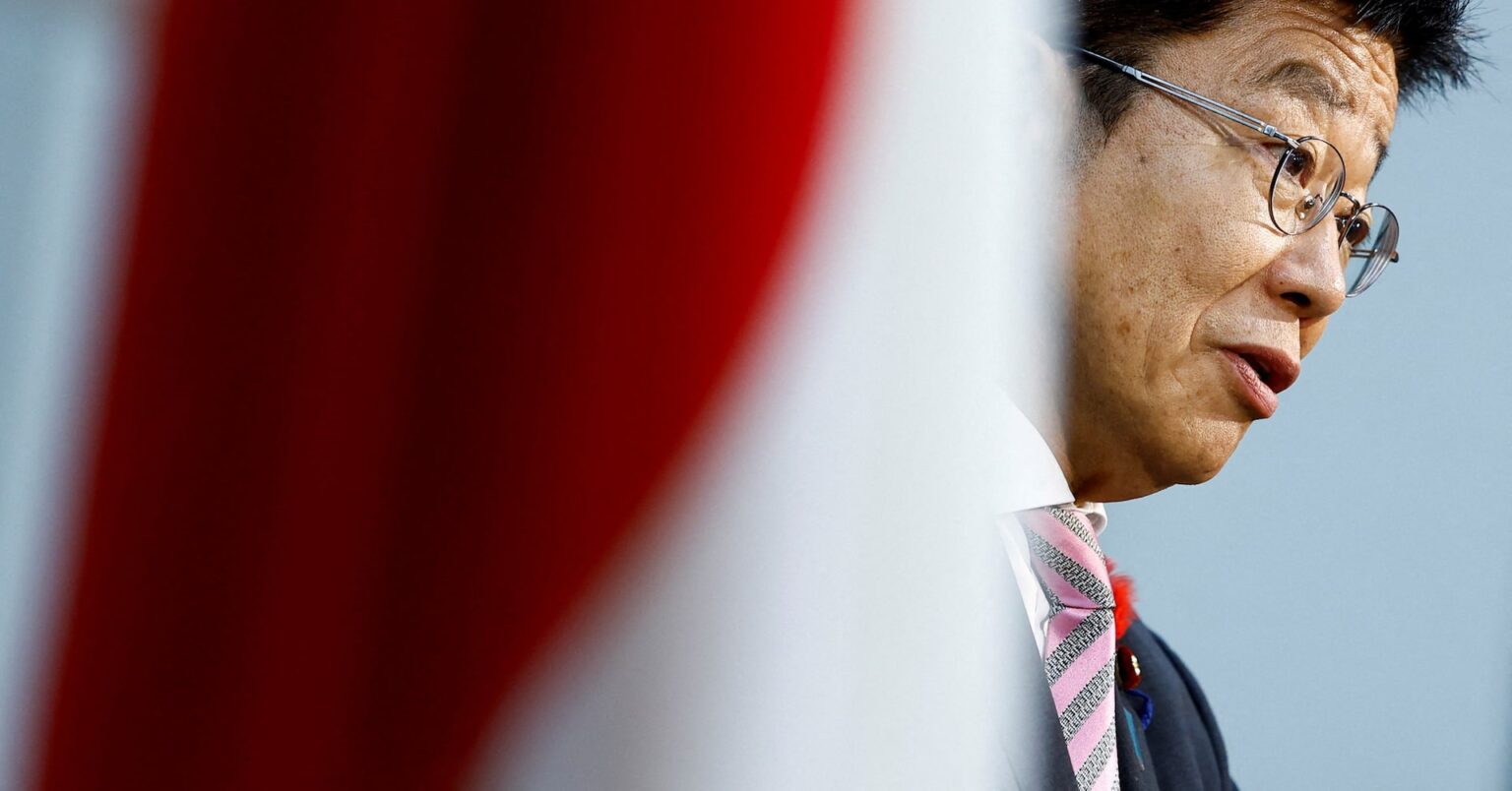 日本経済に明るい兆し見えてきている＝ＧＤＰで加藤財務相 | ロイター