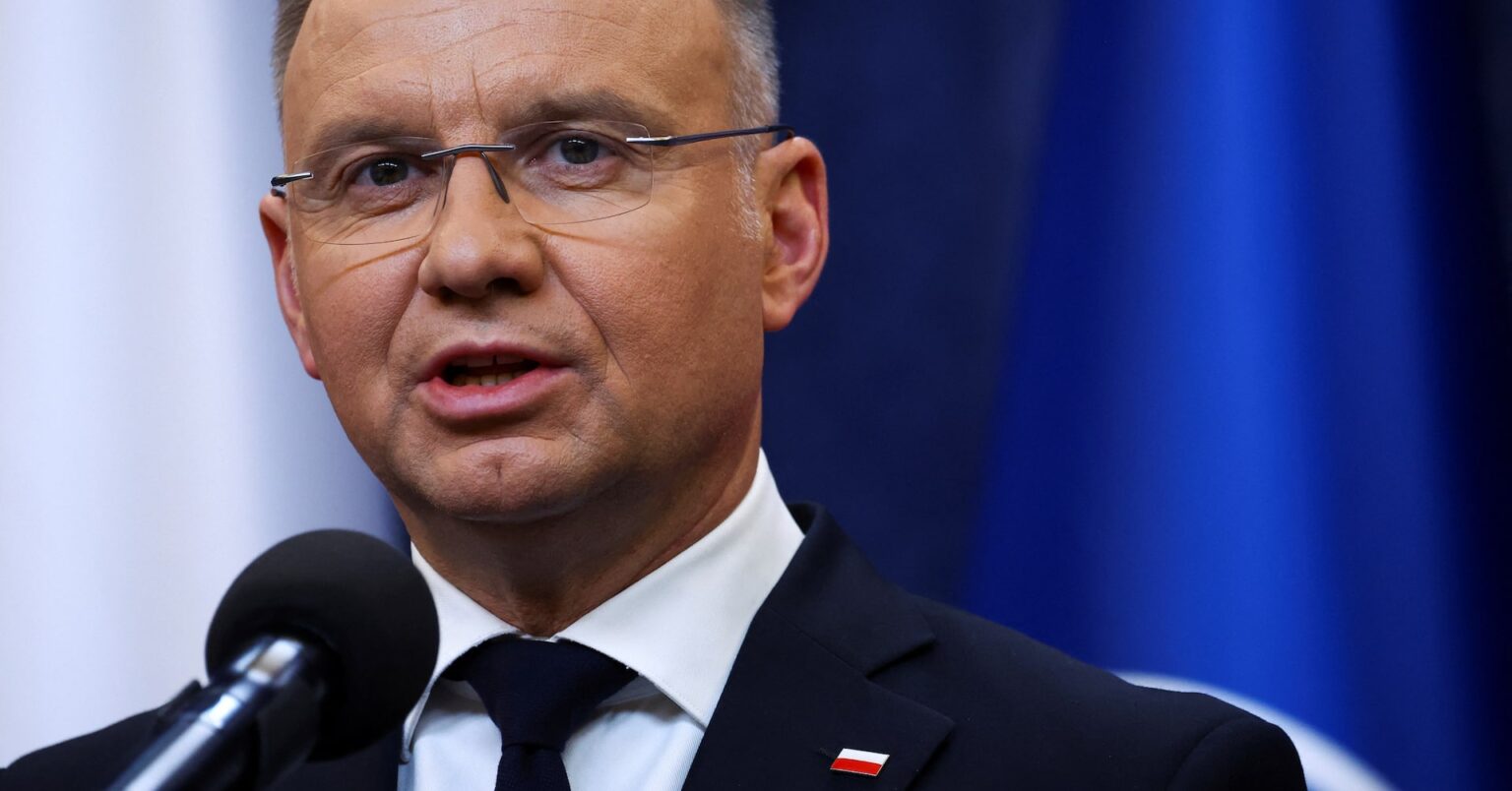 ケロッグ米特使、東欧駐留米軍の規模維持を確約＝ポーランド大統領 | ロイター