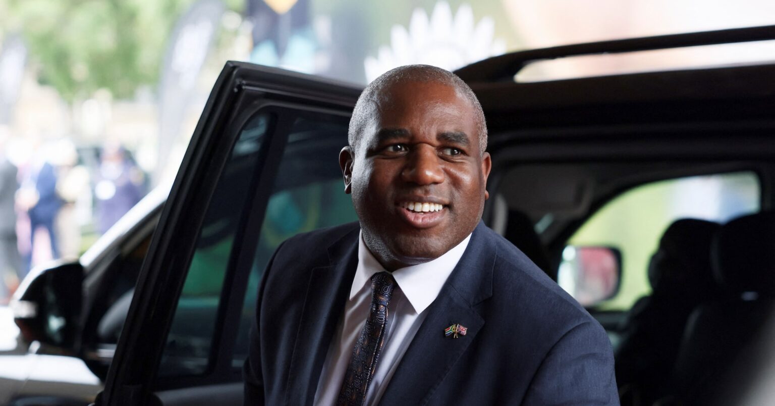 ロシア、ウクライナとの和平実現に意欲見られず　Ｇ２０会合＝英外相 | ロイター